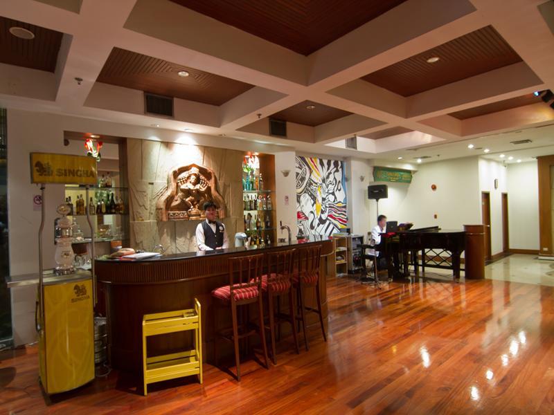 Laithong Hotel Убонратчатхани Экстерьер фото