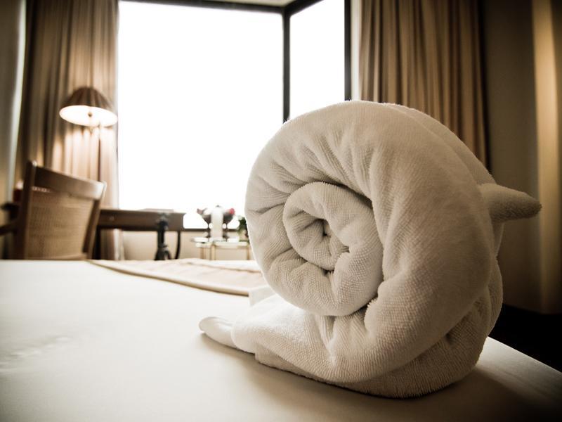 Laithong Hotel Убонратчатхани Экстерьер фото
